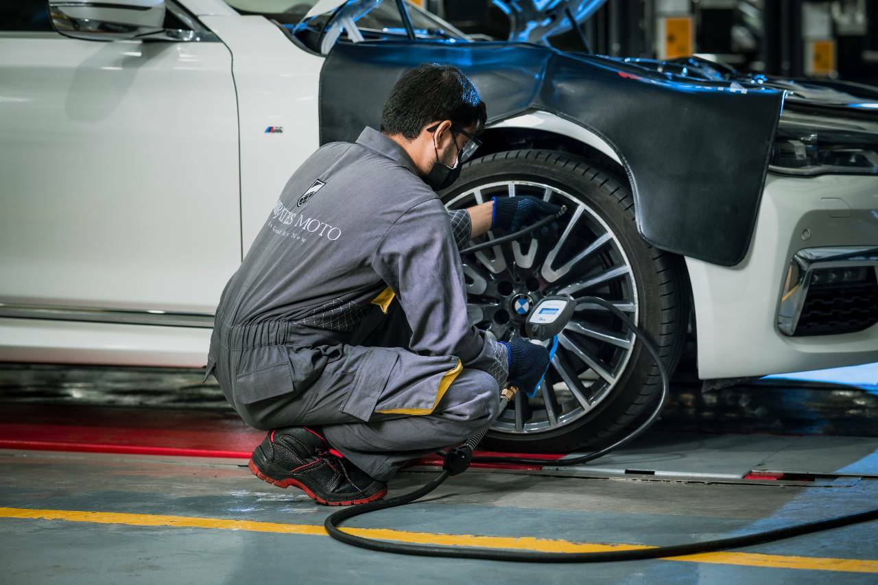 Best Tire Services and Repair Shop in Dubai Emirates Moto